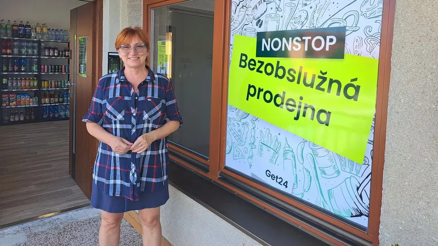 Bezobslužná nonstop prodejna GET24 s logem Get24 — z reportáže Seznam Zprávy